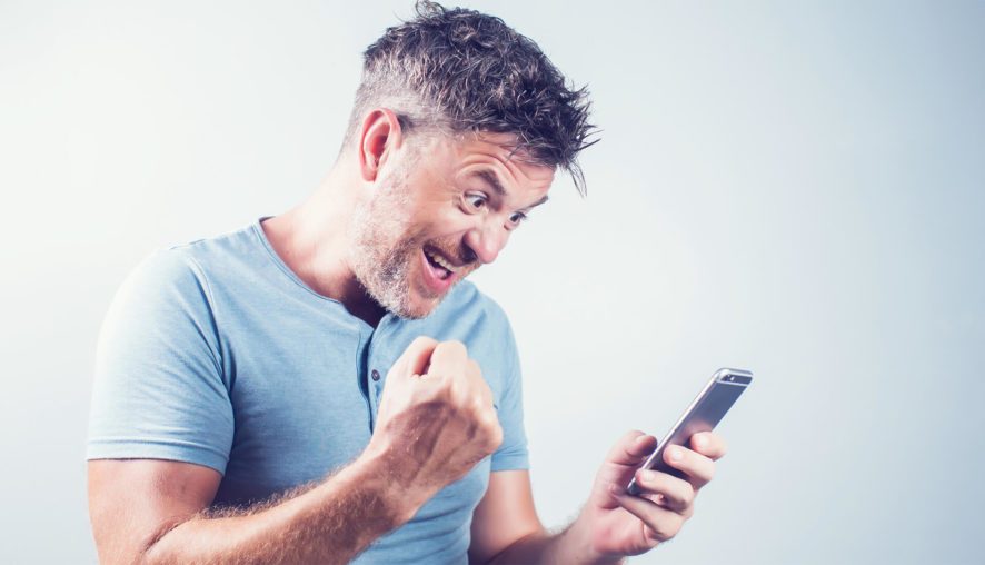 Ready to Cash Your Winning Cheque in Melbourne? Cheque Cashers is Safe, Fast and Discreet.